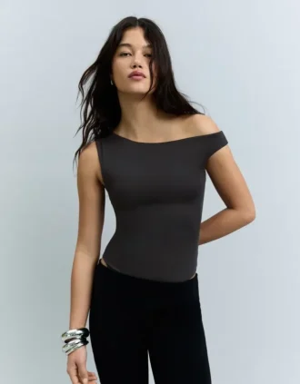 Asimetrik Büzgülü Askılı Bodysuit
