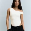 Asimetrik Büzgülü Askılı Bodysuit