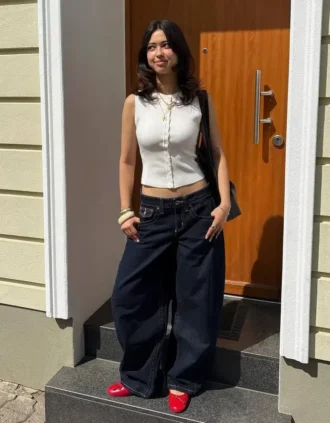 Düşük Bel Bol Kesim Kot Pantolonlar