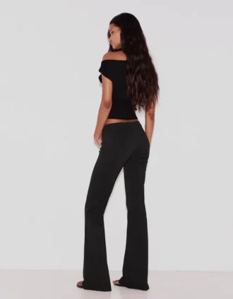 Düşük Bel Geniş Paça Pantolonlar