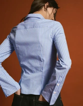 Geniş Kollu Fit Gömlek – Gömlekler ve Bluzlar