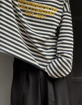 Çizgili Bisiklet Yaka Sweatshirt – Sweatshirtler ve Kapüşonlular