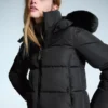 Kürk Kapüşonlu Su Geçirmez Puffer Ceket – Ceketler ve Trençkotlar