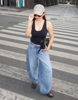 Önden Düğmeli, Düşük Bel, Wide Leg Barrel Kot Pantolonlar