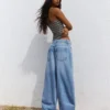Önden Düğmeli Düşük Bel Wide Leg Barrel Kot Pantolonlar – Pantolonlar