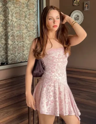 Omuzları Açık Mini Elbise