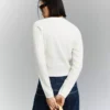 Örgülü Düğmeli Hırka – Kazaklar ve Hırkalar