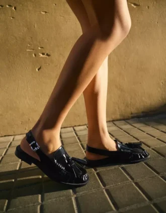 Sırt Deliği Açık Püsküllü Loafer – Ayakkabılar